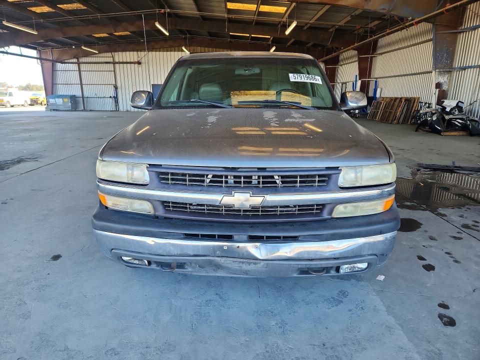 Photo 5 from auction – 2000 CHEVROLET SILVERADO with VIN 2GCEK19T4Y1359385