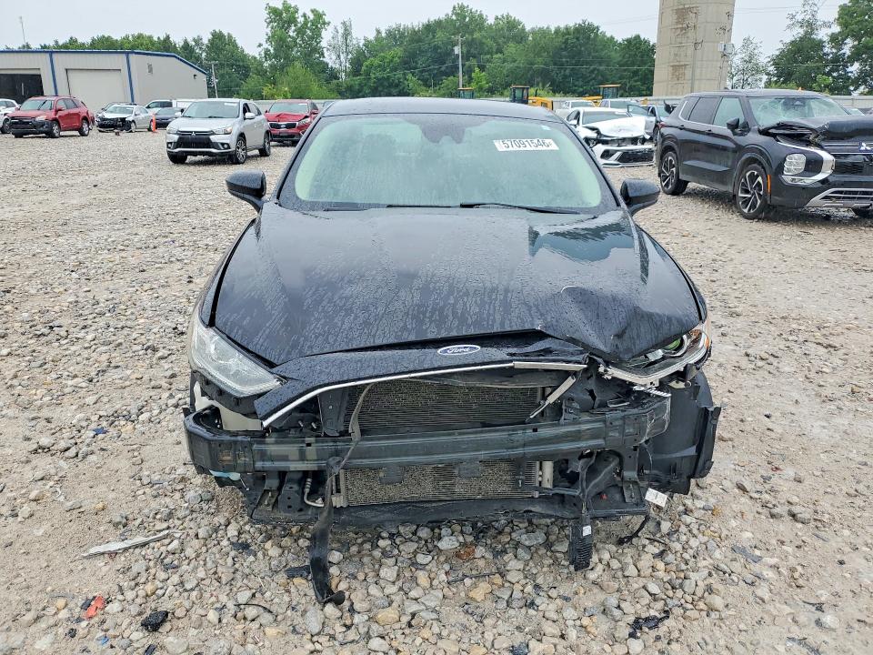 Photo 5 from auction – 2019 FORD FUSION with VIN 3FA6P0G73KR249104