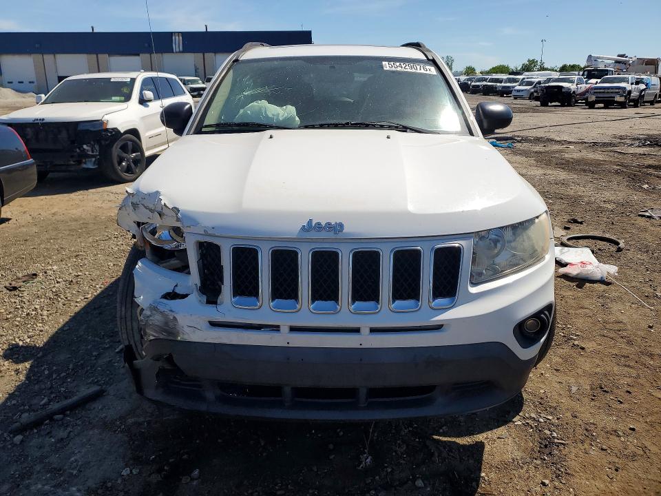 Photo 5 from auction – 2011 JEEP COMPASS with VIN 1J4NF1FB5BD135970