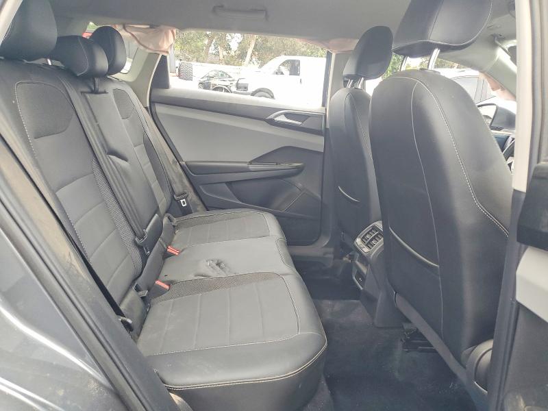 Photo 11 from auction – 2022 VOLKSWAGEN TAOS with VIN 3VVRX7B28NM066666