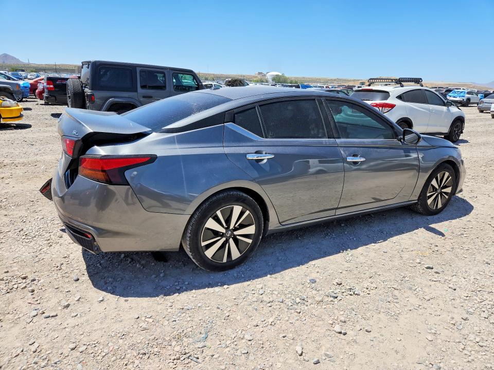 Photo 3 from auction – 2019 NISSAN ALTIMA with VIN 1N4BL4EV3KC238623