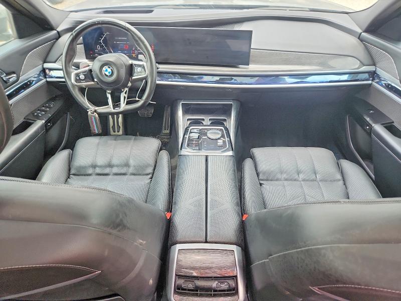 Photo 8 from auction – 2023 BMW 740 with VIN WBA23EH00PCM21708