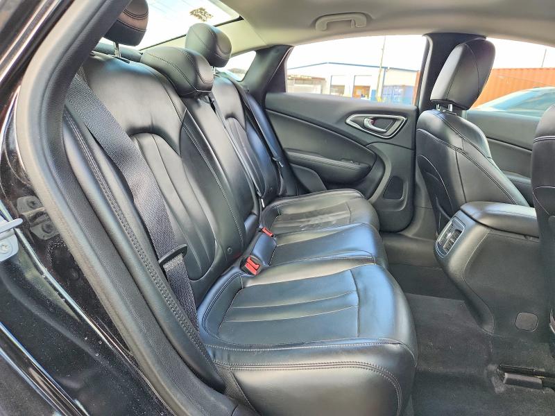 Photo 10 from auction – 2016 CHRYSLER 200 with VIN 1C3CCCCB7GN112928