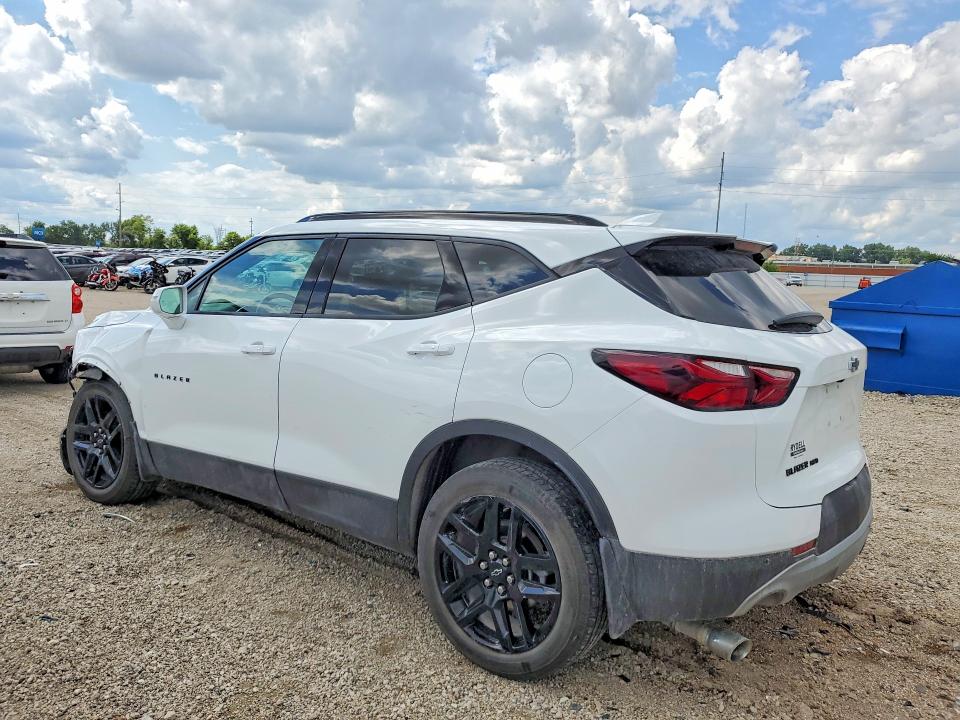 Photo 2 from auction – 2020 CHEVROLET BLAZER with VIN 3GNKBHRS0LS567836