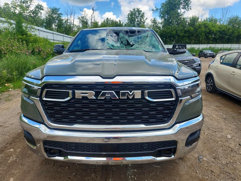 Photo 5 from auction – 2025 RAM 1500 with VIN 1C6RRFFG6SN196544