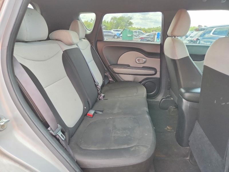 Photo 11 from auction – 2016 KIA SOUL with VIN KNDJN2A26G7854428