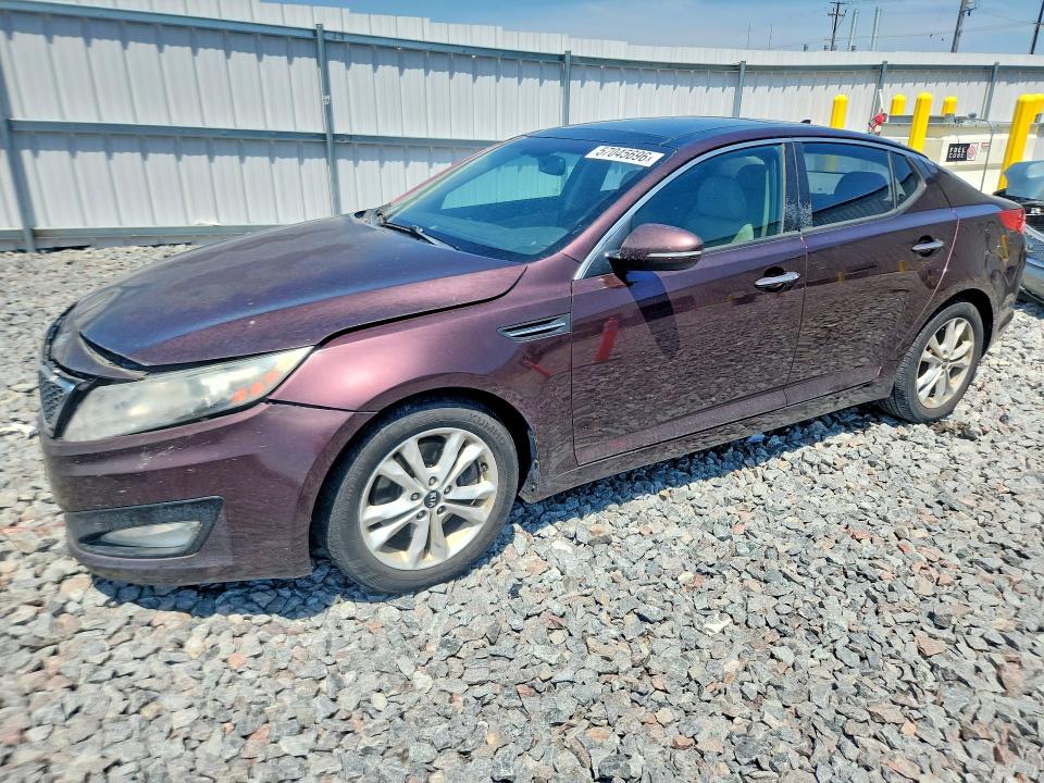 Снимка 1 от търг – 2011 KIA OPTIMA с VIN KNAGN4A66B5162664