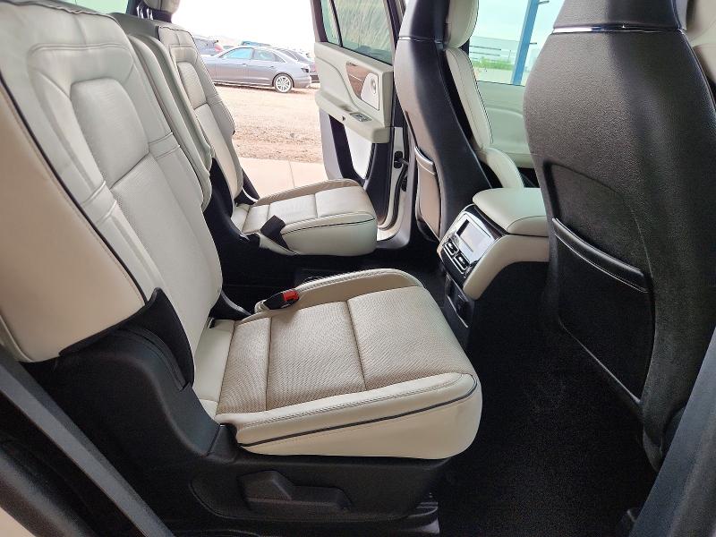 Photo 11 from auction – 2025 LINCOLN AVIATOR with VIN 5LM5J9XC7SGL28932
