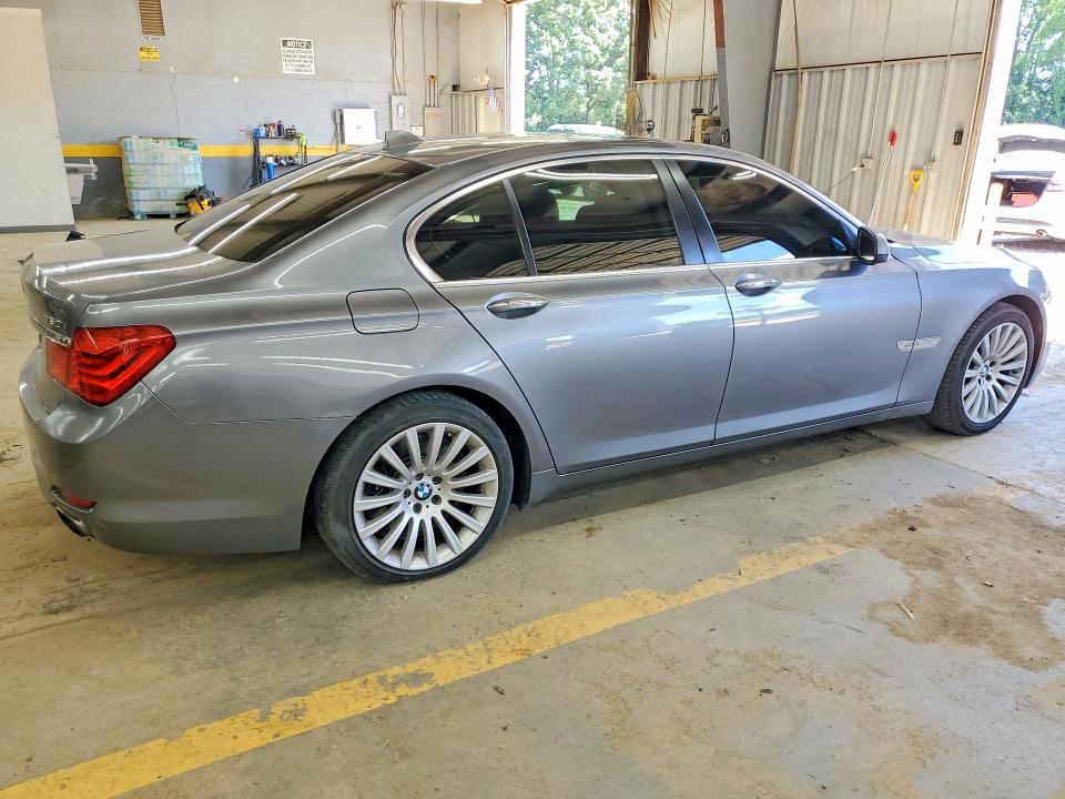 Photo 3 from auction – 2012 BMW 750 with VIN WBAKC6C5XCC396027