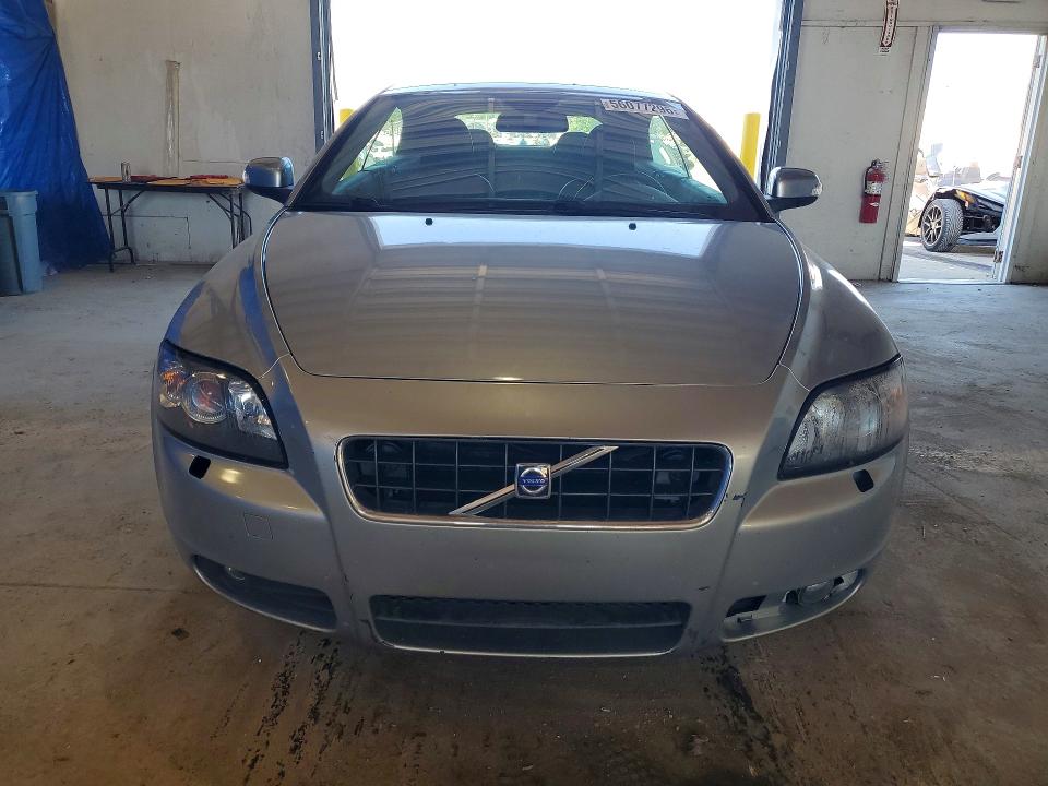 Photo 5 from auction – 2010 VOLVO C70 with VIN YV1672MC4AJ090118