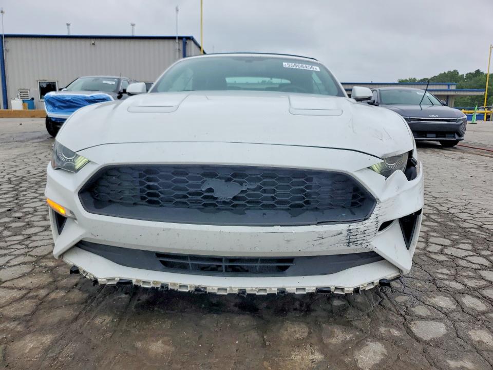 Photo 5 from auction – 2018 FORD MUSTANG with VIN 1FATP8UH6J5111766