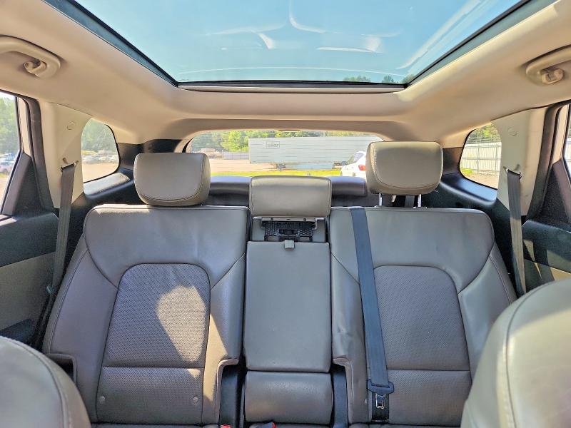 Photo 10 from auction – 2016 HYUNDAI SANTA FE with VIN KM8SRDHF3GU139021
