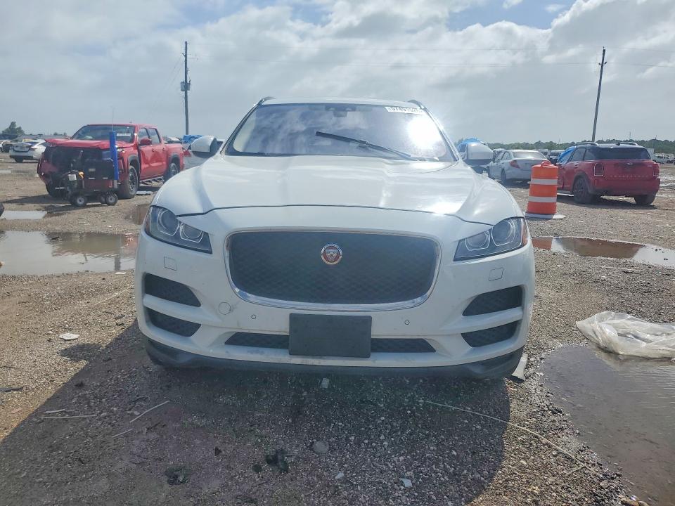 Photo 5 from auction – 2017 JAGUAR F-PACE with VIN SADCJ2BV1HA074469