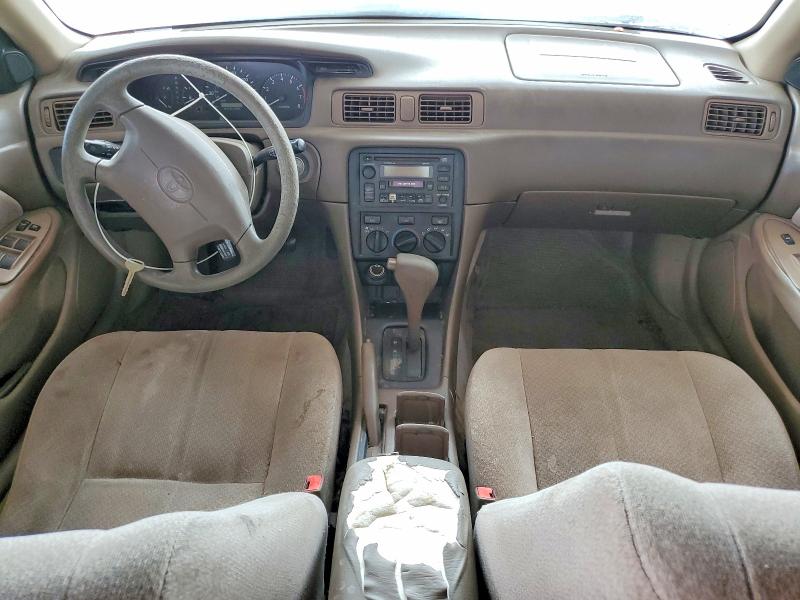 Photo 8 from auction – 2000 TOYOTA CAMRY with VIN JT2BG22K9Y0435215