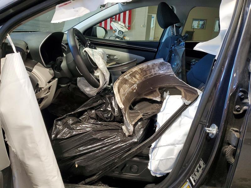 Photo 7 from auction – 2023 HYUNDAI TUCSON with VIN 5NMJBCAE6PH169721
