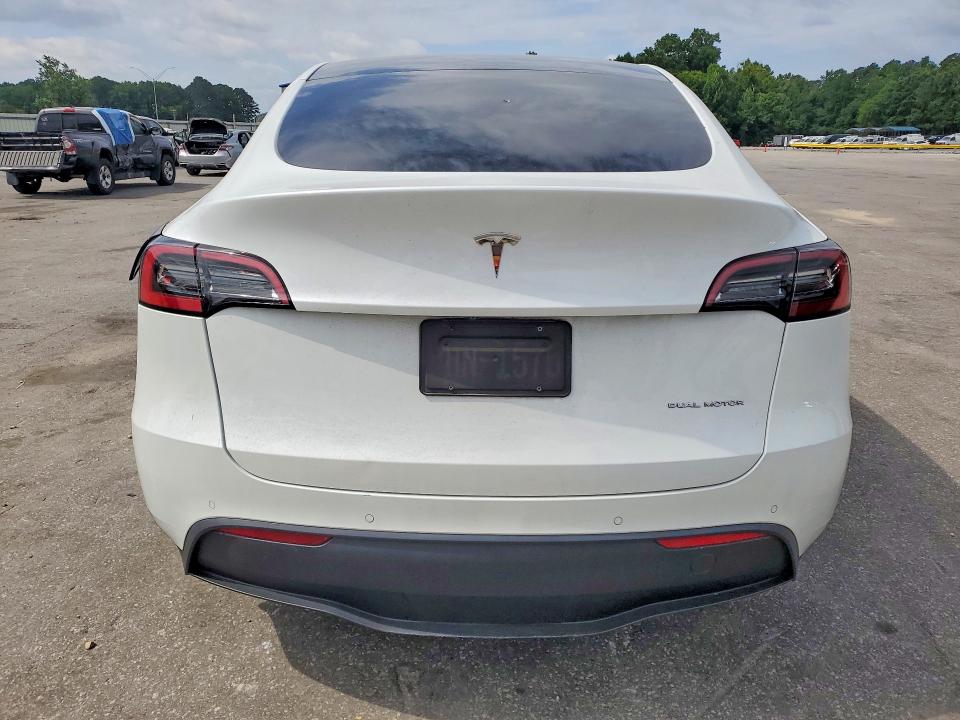 Photo 6 from auction – 2022 TESLA MODEL Y with VIN 7SAYGDEE9NF385581