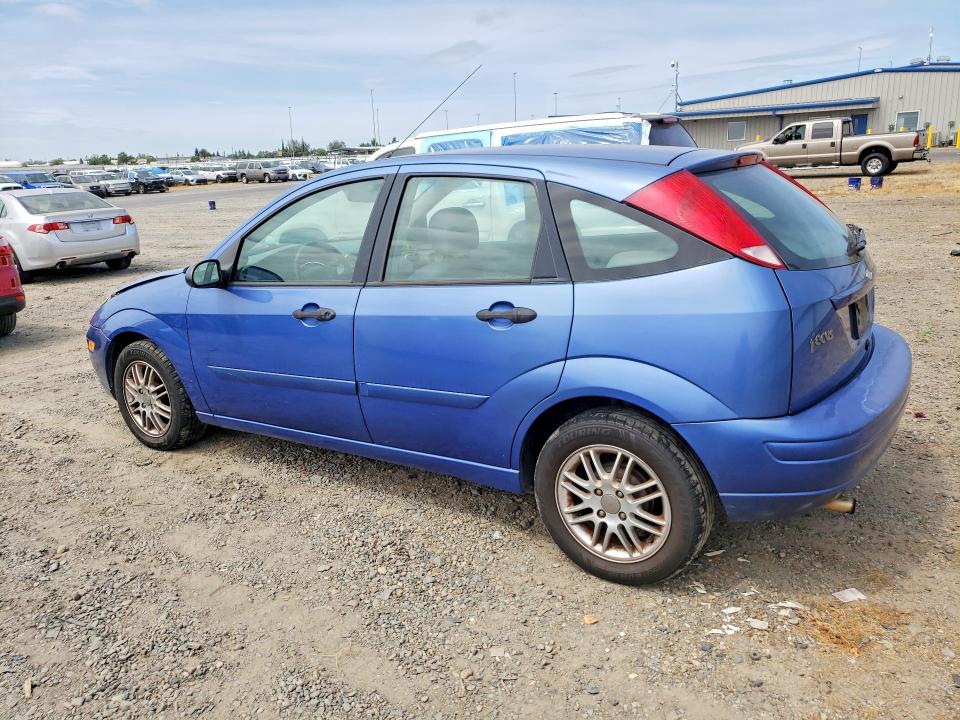Фото 2 с аукциона – 2003 FORD FOCUS с VIN 3FAFP37Z43R141742