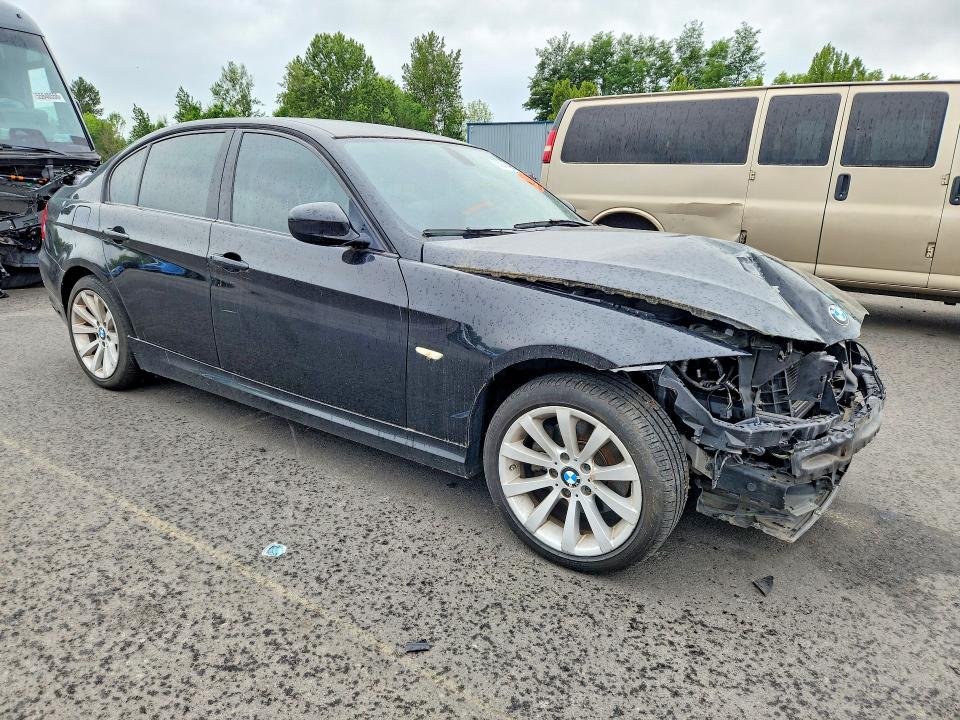 Foto 4 de la subasta – 2011 BMW 328 con VIN WBAPH7C52BE678193