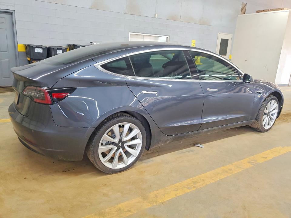 Photo 3 from auction – 2020 TESLA MODEL 3 with VIN 5YJ3E1EA4LF661154