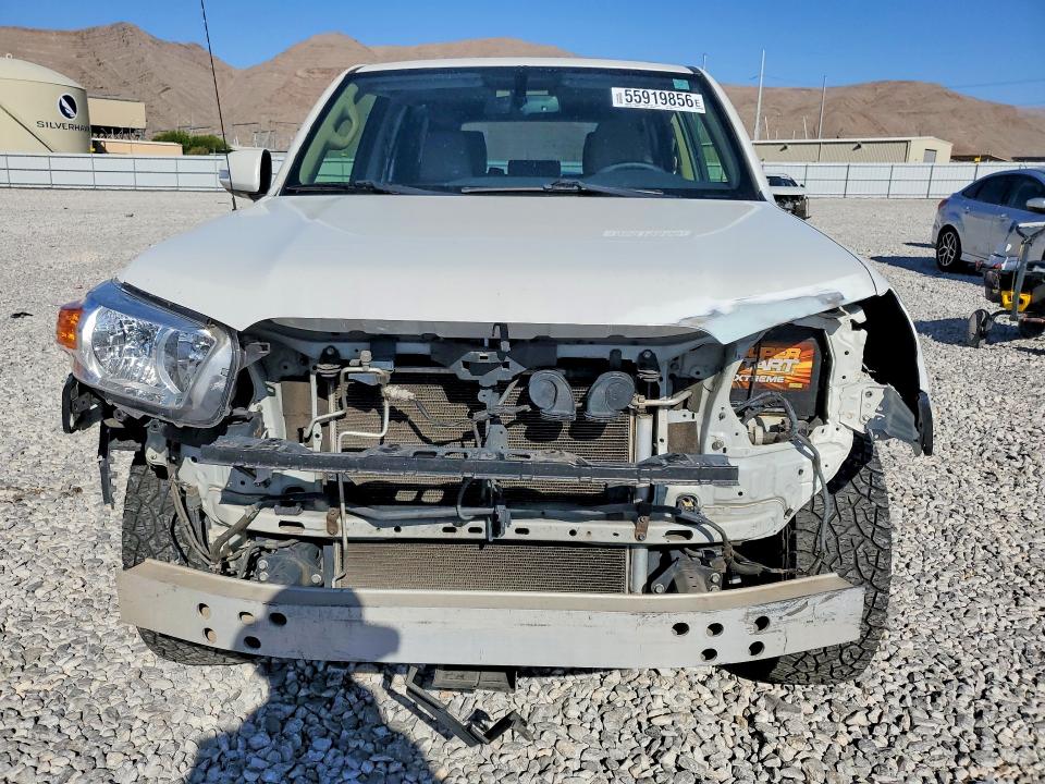 صورة رقم 5 من المزاد - 2013 TOYOTA 4RUNNER مع VIN JTEBU5JR8D5139854
