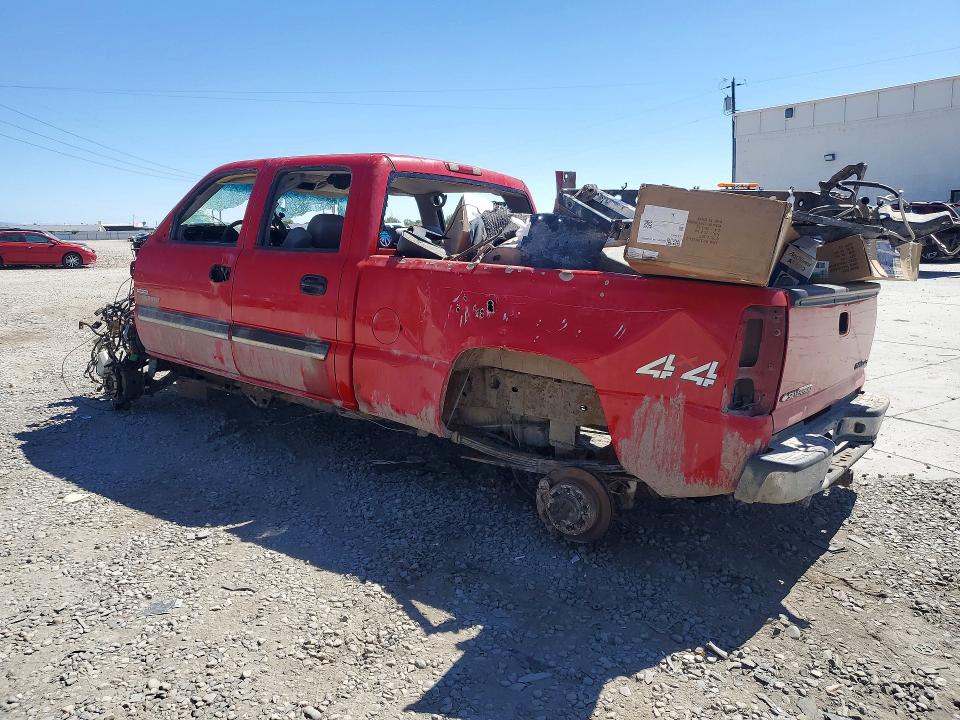 Photo 2 from auction – 2005 CHEVROLET SILVERADO with VIN 1GCHK23215F827158