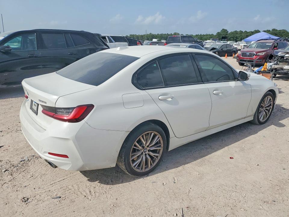 Photo 3 from auction – 2023 BMW 330I with VIN 3MW69FF09P8D69446