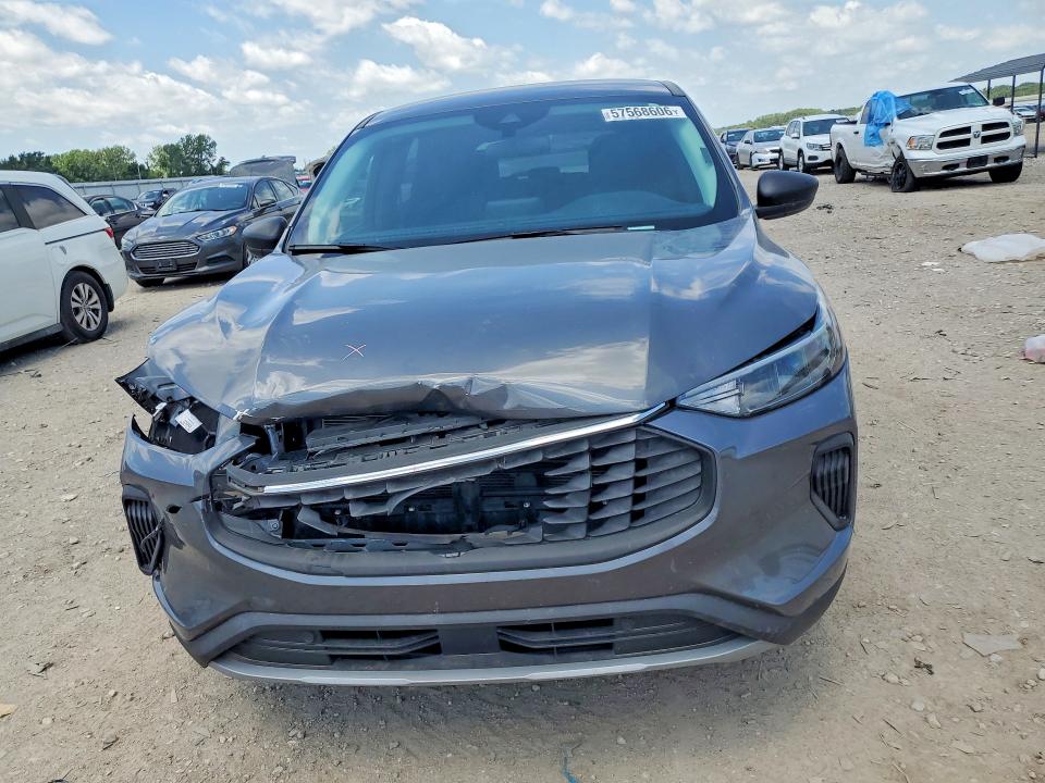 Photo 5 from auction – 2023 FORD ESCAPE with VIN 1FMCU9GN1PUB05023