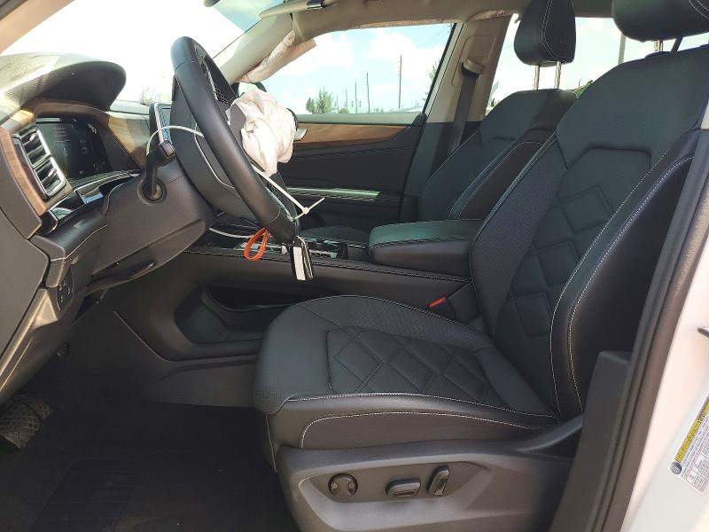 Photo 7 from auction – 2024 VOLKSWAGEN ATLAS with VIN 1V2JR2CA2RC589430