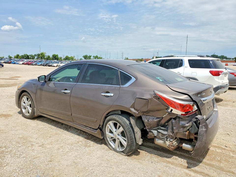 Zdjęcie 2 z aukcji – 2014 NISSAN ALTIMA z VIN 1N4AL3AP4EC177705