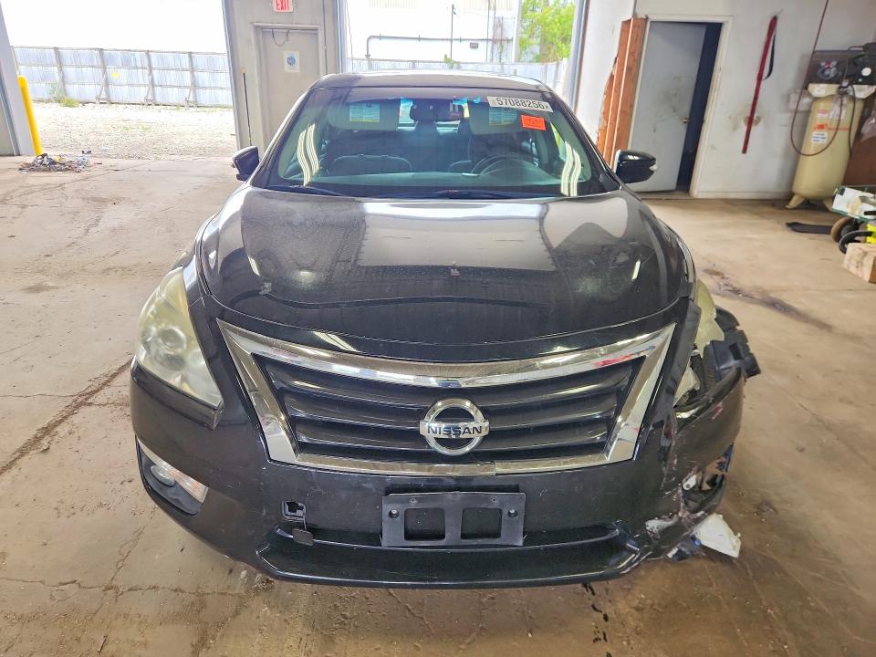 Photo 5 from auction – 2015 NISSAN ALTIMA with VIN 1N4AL3AP6FC429102