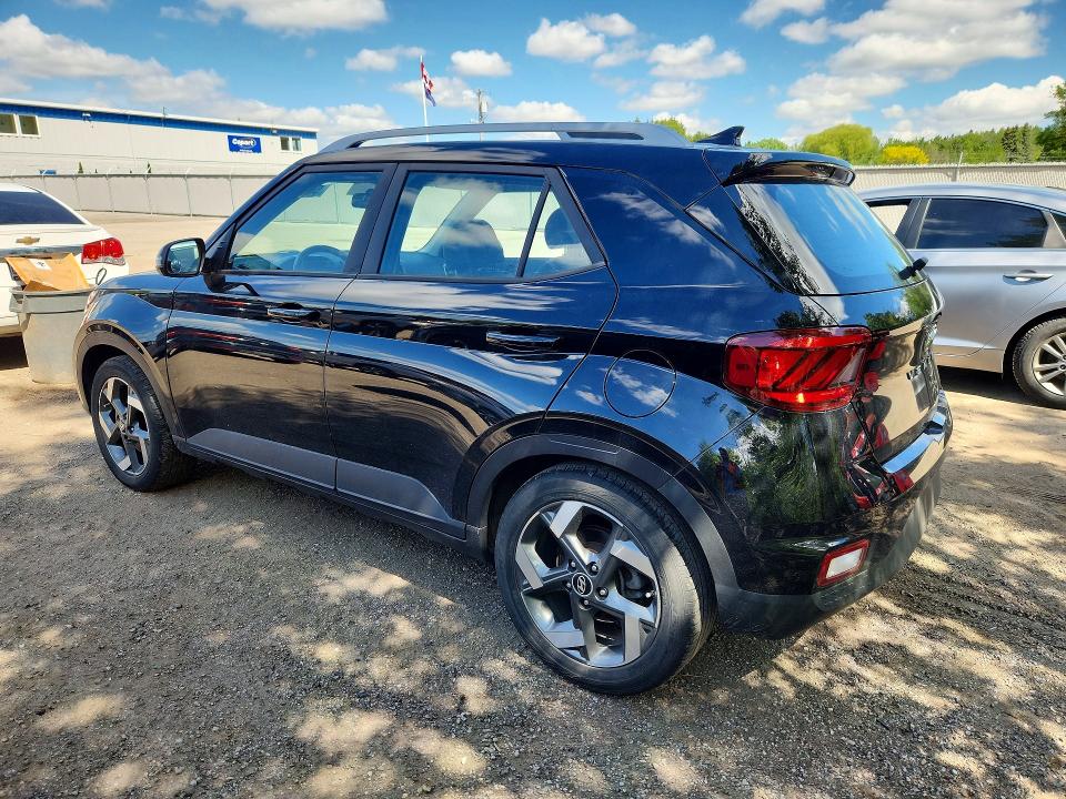 Photo 2 from auction – 2022 HYUNDAI VENUE with VIN KMHRC8A30NU206744