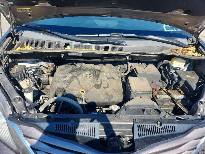 Photo 12 from auction – 2017 TOYOTA SIENNA with VIN 5TDKZ3DC7HS793939
