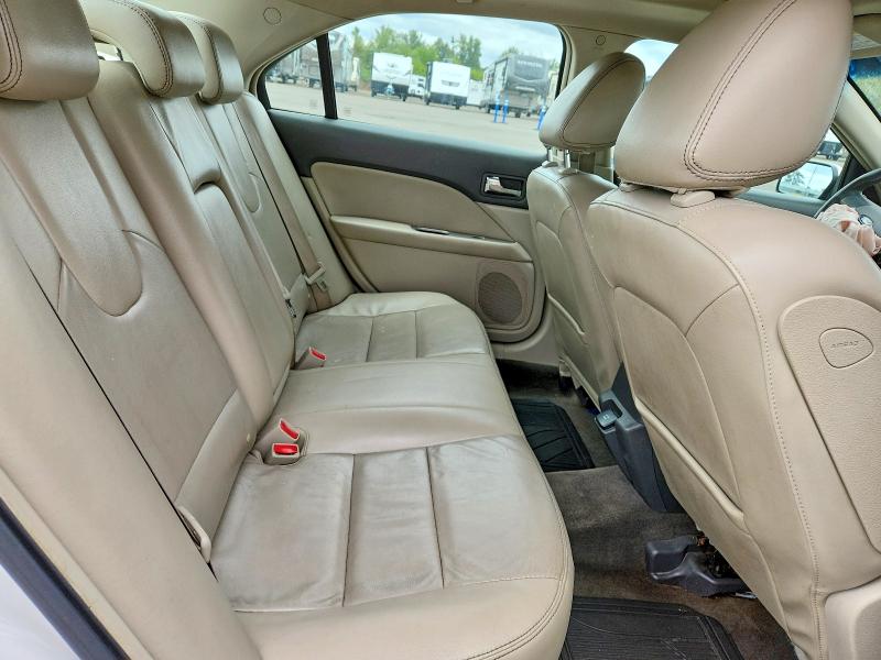 Photo 10 from auction – 2010 FORD FUSION with VIN 3FADP0L38AR234803