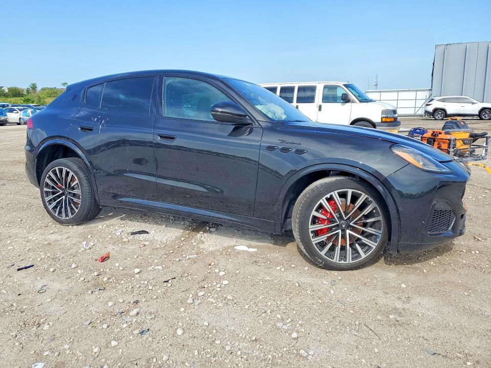 Photo 4 from auction – 2025 MASERATI GRECALE with VIN ZN6PMDBAXS7462803