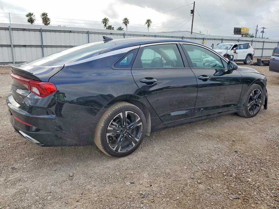 Photo 3 from auction – 2021 KIA K5 with VIN 5XXG64J23MG004004