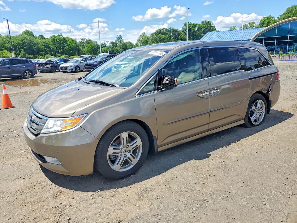 HONDA ODYSSEY 2012 with VIN 5FNRL5H90CB029082 - Photo from auction