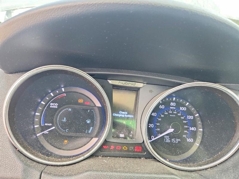 Photo 9 from auction – 2012 HYUNDAI SONATA with VIN KMHEC4A4XCA043857