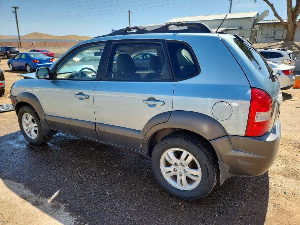 Photo 2 from auction – 2008 HYUNDAI TUCSON with VIN KM8JN12D48U894404