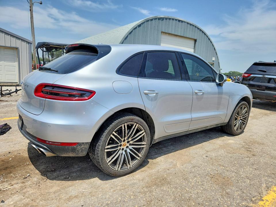 Photo 3 from auction – 2015 PORSCHE MACAN with VIN WP1AB2A51FLB54470