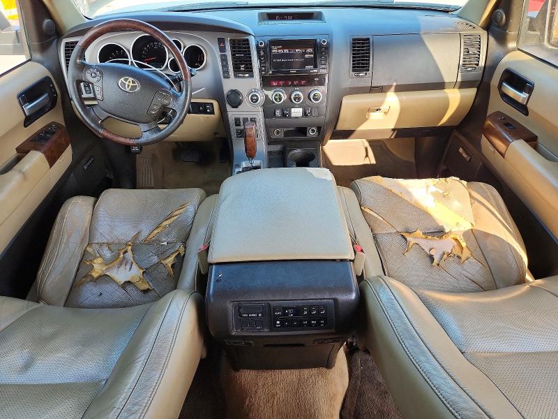 Photo 8 from auction – 2010 TOYOTA SEQUOIA with VIN 5TDYY5G18AS029736
