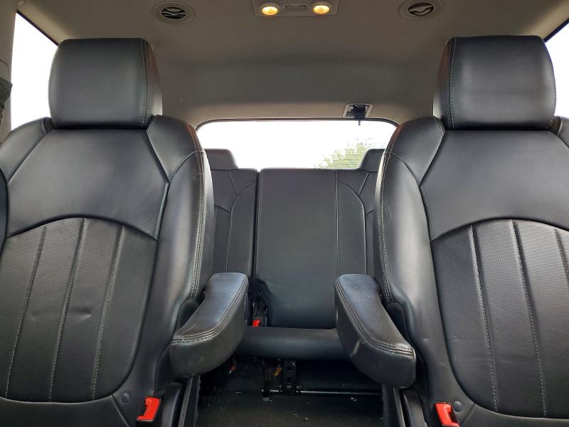 Photo 10 from auction – 2017 BUICK ENCLAVE with VIN 5GAKRBKD1HJ333678