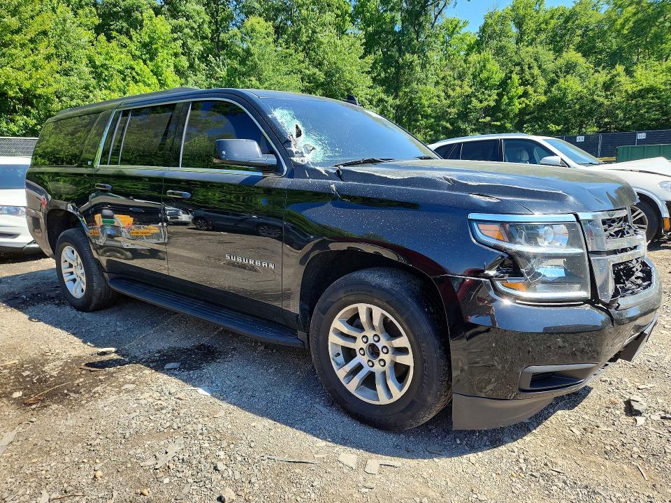 Photo 4 from auction – 2019 CHEVROLET SUBURBAN with VIN 1GNSKHKC2KR124544