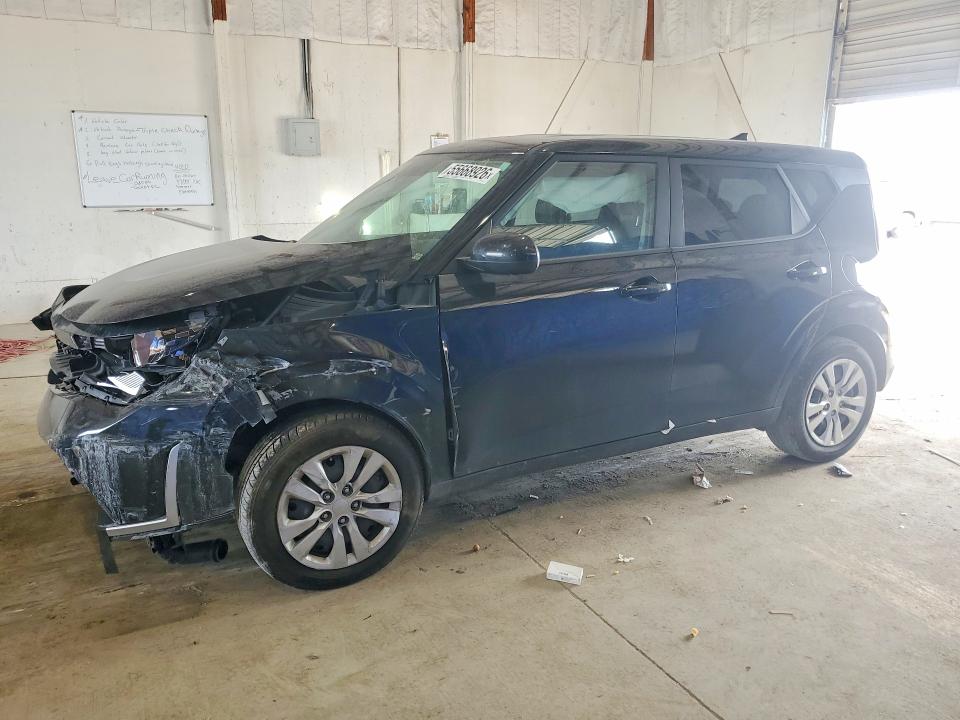 KIA SOUL 2023 with VIN KNDJ23AU7P7865647 - Photo from auction