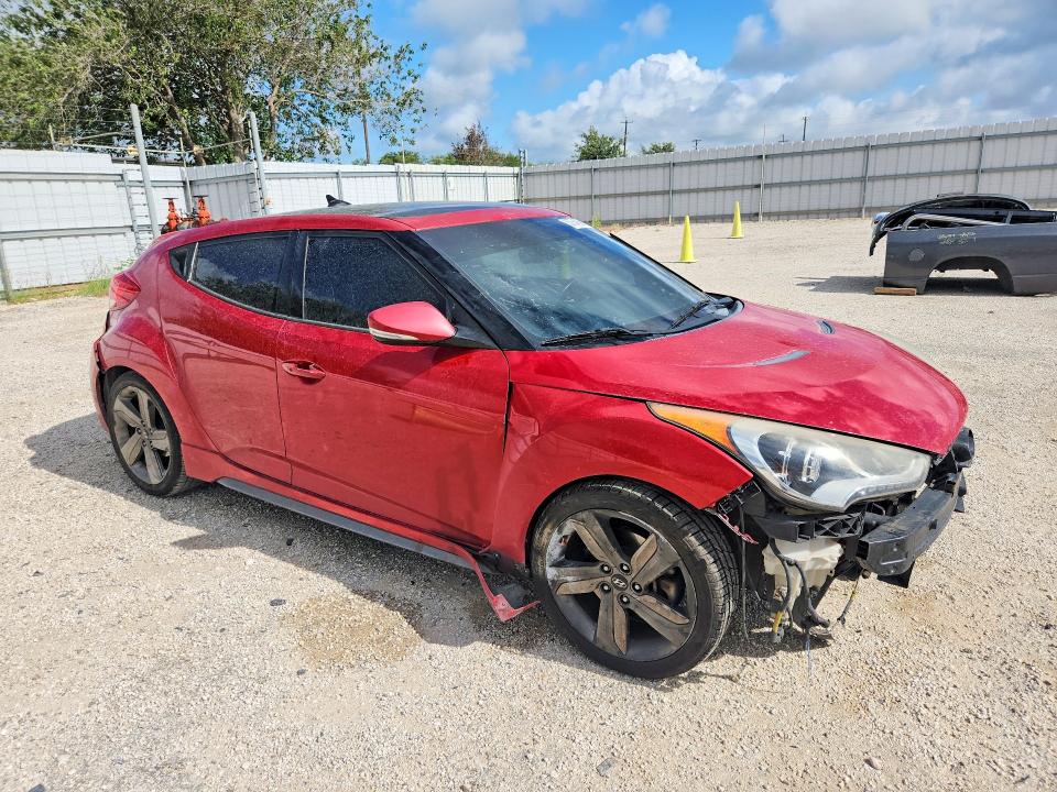 Photo 4 from auction – 2015 HYUNDAI VELOSTER with VIN KMHTC6AE7FU217348