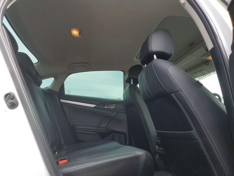 Photo 10 from auction – 2018 HONDA CIVIC with VIN 2HGFC1F97JH104092