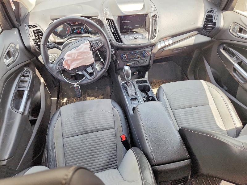 Photo 8 from auction – 2019 FORD ESCAPE with VIN 1FMCU9GDXKUC03743