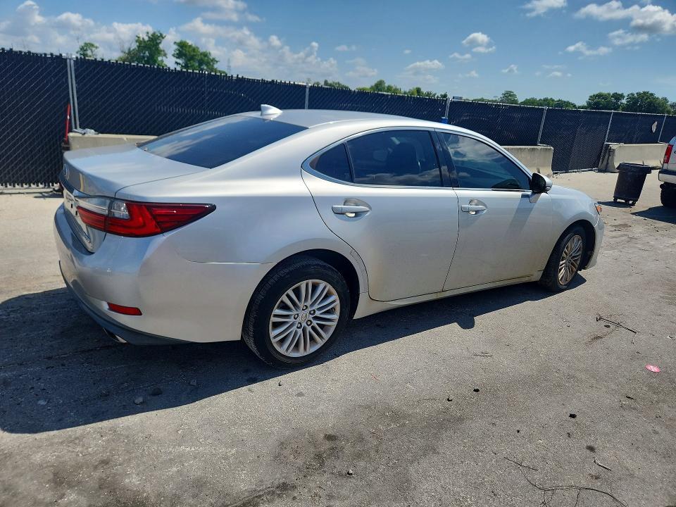 صورة رقم 3 من المزاد - 2017 LEXUS ES مع VIN 58ABK1GG9HU042798
