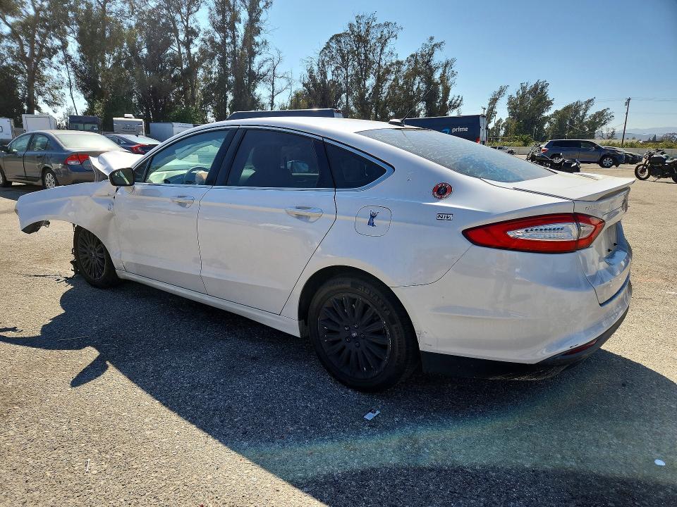 Photo 2 from auction – 2014 FORD FUSION with VIN 3FA6P0LU0ER177746