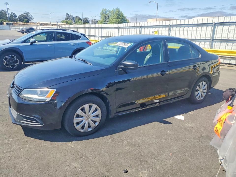 Photo 1 from auction – 2014 VOLKSWAGEN JETTA with VIN 3VW2K7AJ0EM404405