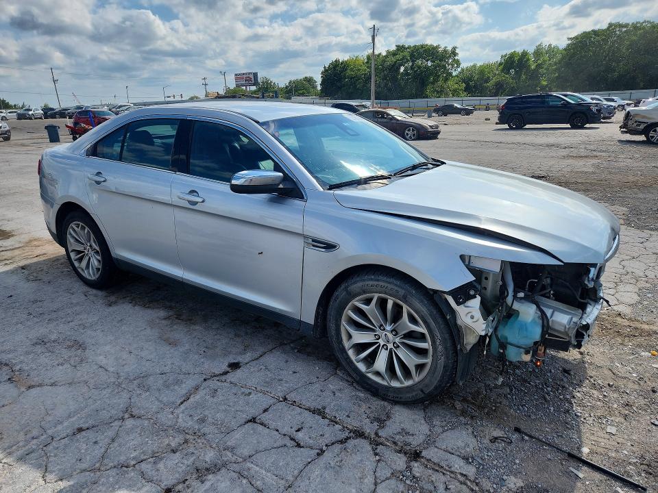 Photo 4 from auction – 2018 FORD TAURUS with VIN 1FAHP2F88JG109490
